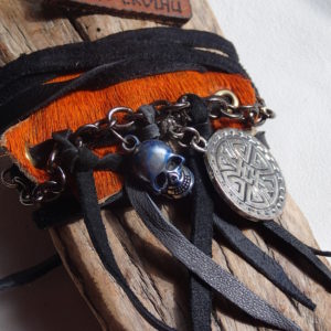 Bracelet en cuir et peau orange tête de mort Atome CROCHU ®