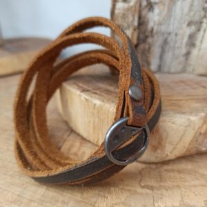 Bracelet "lacet" noir mat cuir gravé "freedom beleive .... pour homme ou pour femme