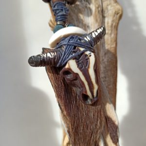 Collier tête de buffle cuir et perles de bois satiné noir / marron foncé Atome CROCHU bijoux ™